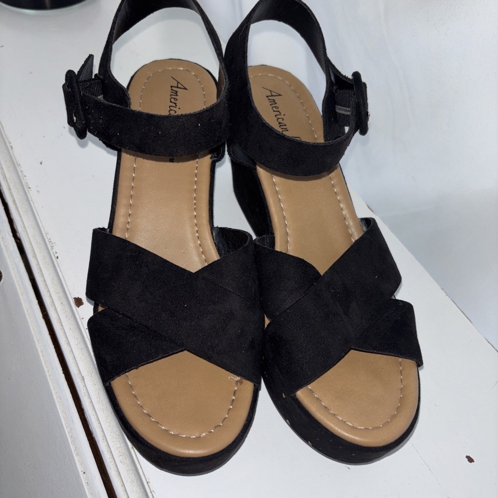 American Eagle Women's Phog Black Faux Suede Platform Open-Toe Sandal Shoes 9M - Picture 2 of 6